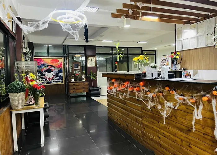 Axis 2* Lapu-Lapu City
