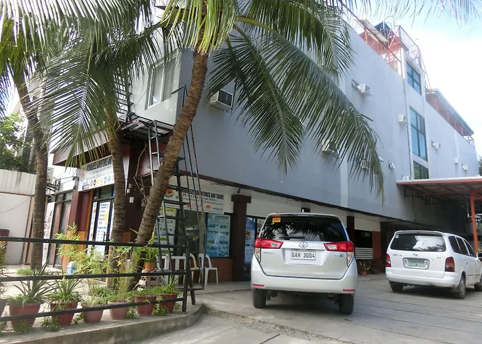 Axis 2* Lapu-Lapu City